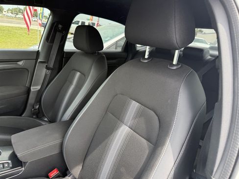 Used 2023 Honda Civic Sport image 10