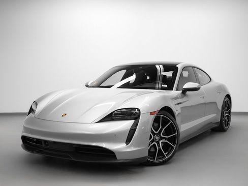 Certified 2023 Porsche Taycan image 6