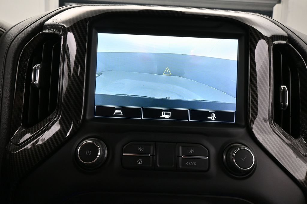 Used 2021 Chevrolet Silverado 1500 High Country AWD/4WD image 23