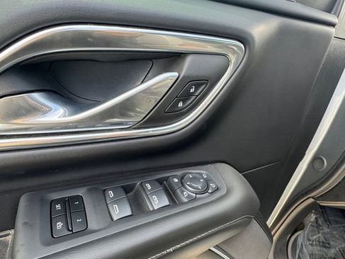 Used 2024 Chevrolet Tahoe Z71 w/ Z71 Off-Road Package image 5