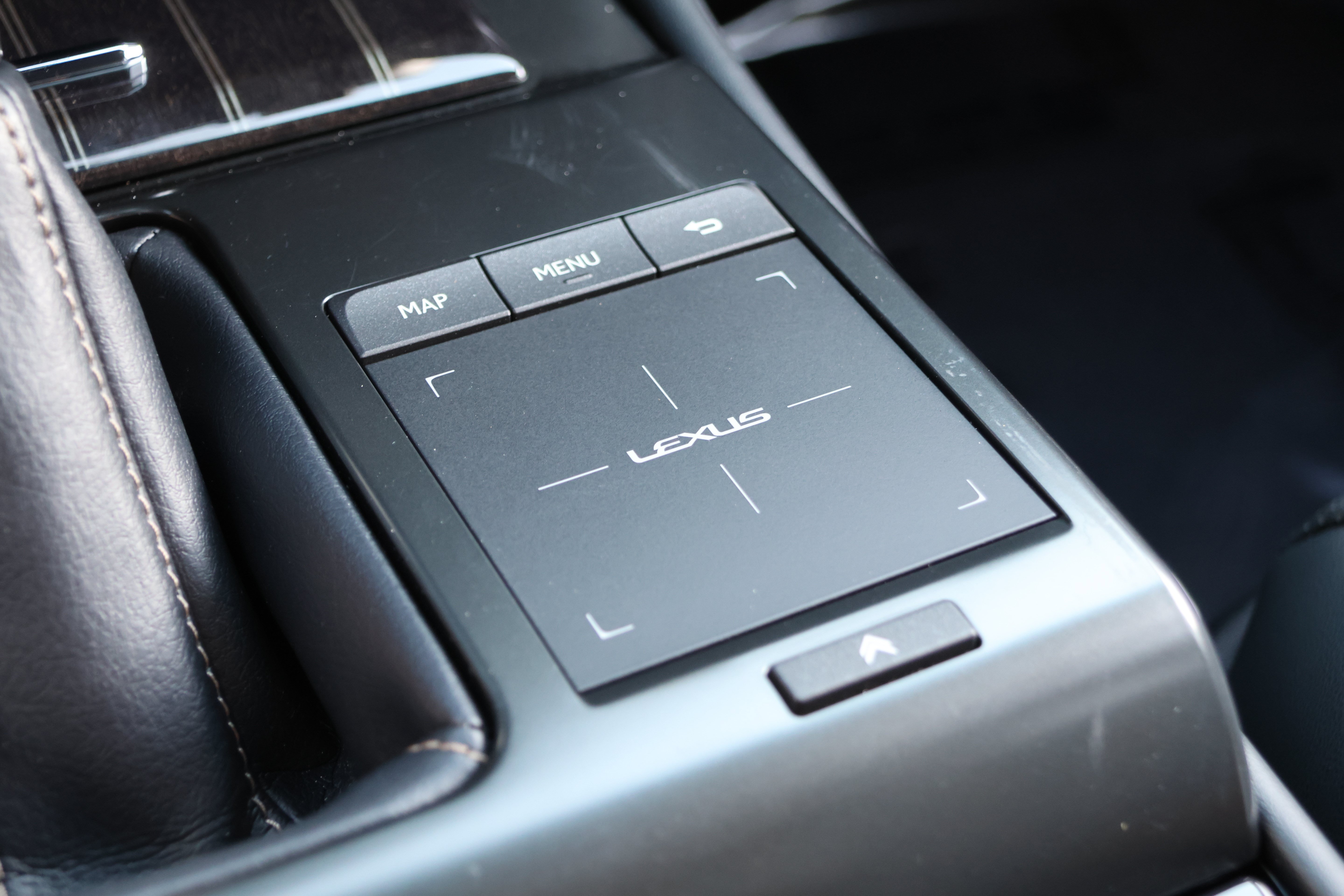 Used 2023 Lexus GX 460 Premium AWD/4WD image 32
