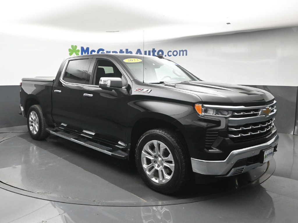 Used 2023 Chevrolet Silverado 1500 LTZ w/ Technology Package AWD/4WD image 2