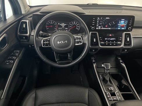 Used 2023 Kia Sorento EX w/ Panoramic Sunroof Package FWD image 33