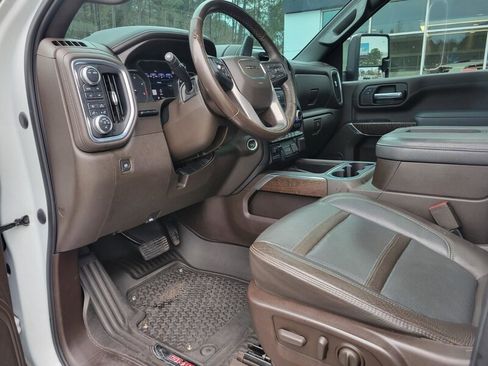 Used 2021 GMC Sierra 2500 Denali w/ Denali Ultimate Package image 18