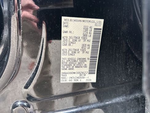 Used 2022 Nissan Titan SV w/ SV Convenience Package image 33