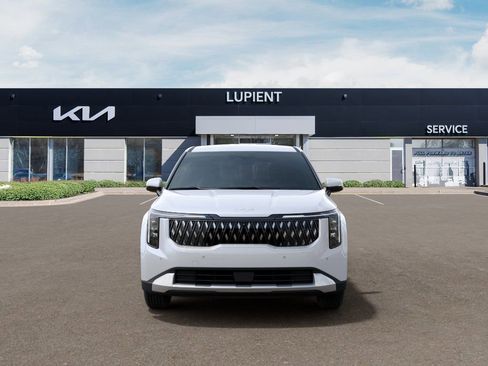New 2026 Kia Carnival EX FWD image 3