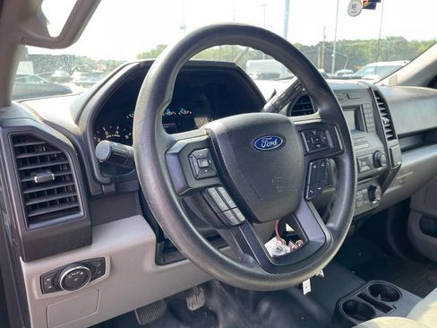 Used 2017 Ford F150 XL w/ Equipment Group 101A Mid AWD/4WD image 14