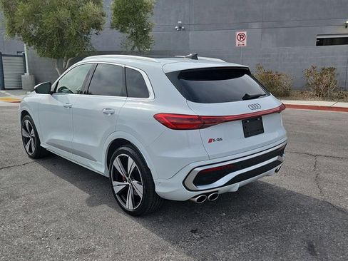 Used 2025 Audi SQ5 Premium Plus image 8