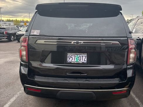 Used 2022 Chevrolet Tahoe Z71 w/ Luxury Package AWD/4WD image 1