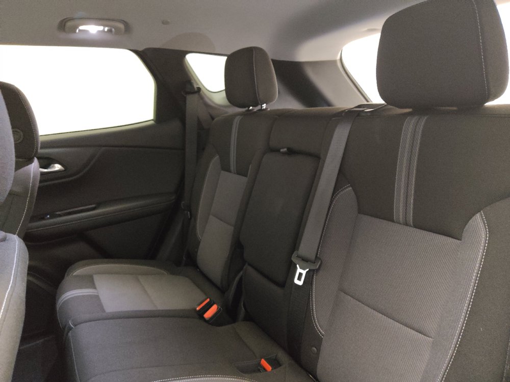 Used 2025 Chevrolet Blazer LT AWD/4WD image 18