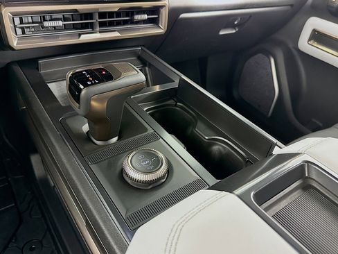 Used 2025 GMC Hummer EV 3X image 5