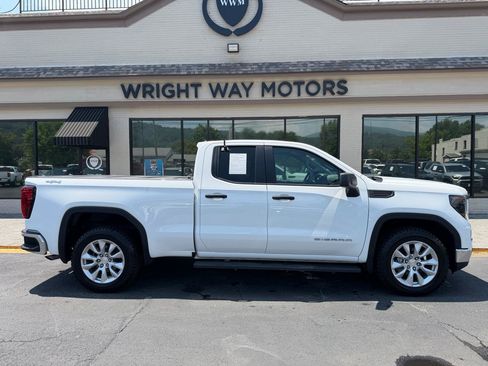 Used 2024 GMC Sierra 1500 Pro w/ Pro Value Package AWD/4WD image 2