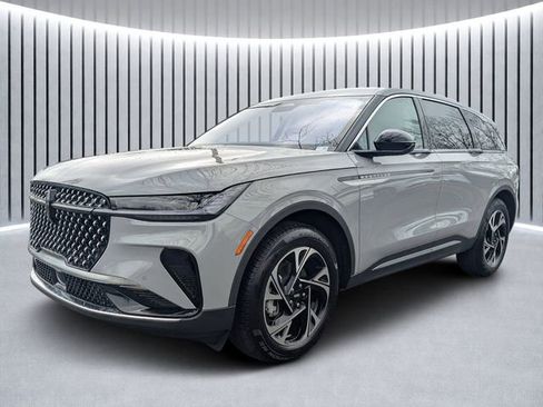 New 2026 Lincoln Nautilus Premier image 6