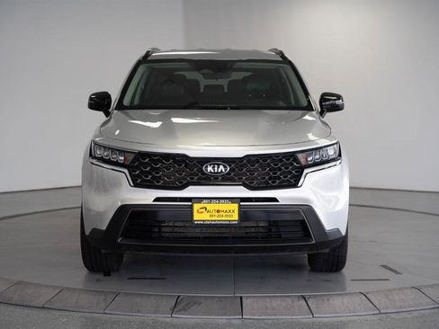 Used 2021 Kia Sorento S AWD/4WD image 2