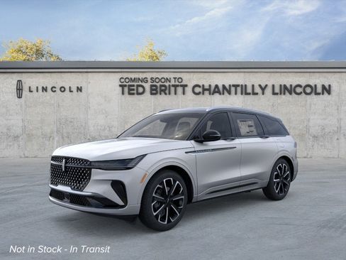 New 2026 Lincoln Nautilus Reserve AWD/4WD image 2