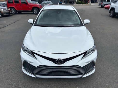 Used 2023 Toyota Camry LE image 2