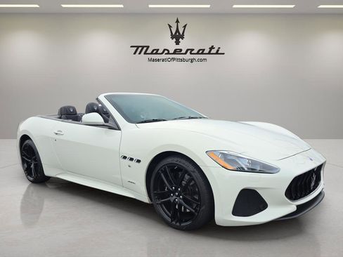 Used 2018 Maserati GranTurismo Sport image 3