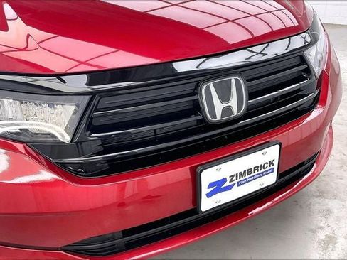 Certified 2024 Honda Odyssey Sport image 31