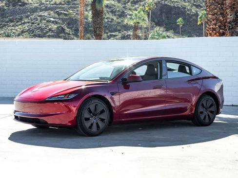 Used 2025 Tesla Model 3 image 6