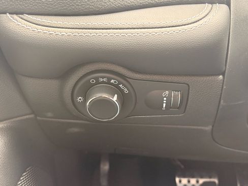 Used 2024 Dodge Durango SRT AWD/4WD image 19
