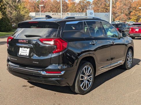 Used 2022 GMC Terrain Denali image 5