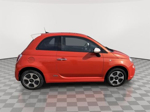 Used 2017 FIAT 500 e image 10