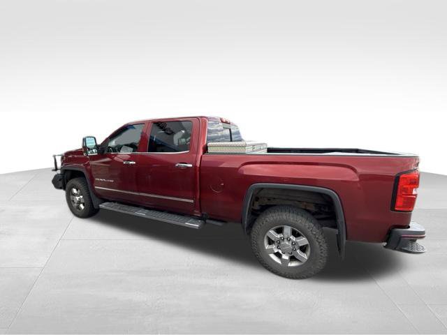 Used 2019 GMC Sierra 3500 Denali w/ Duramax Plus Package AWD/4WD image 8