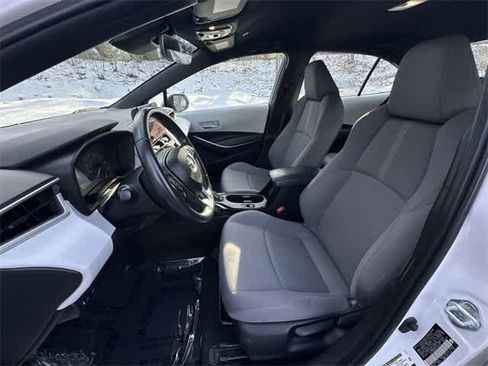 Used 2023 Toyota Corolla SE image 16