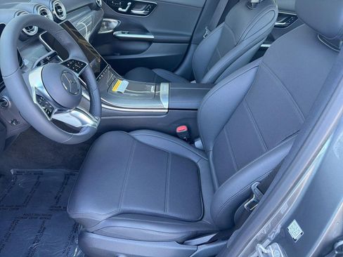 Used 2026 Mercedes-Benz C 300 Sedan image 5