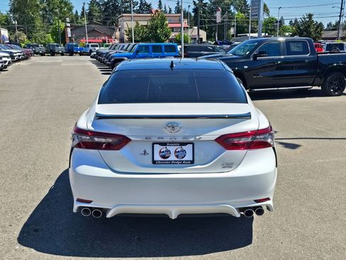 Used 2022 Toyota Camry XSE w/ Navigation Package AWD/4WD image 7