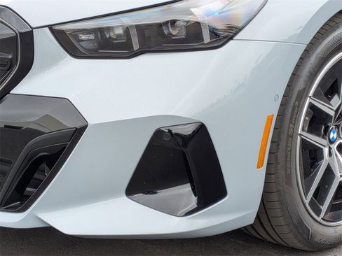 New 2025 BMW i5 M60 image 25