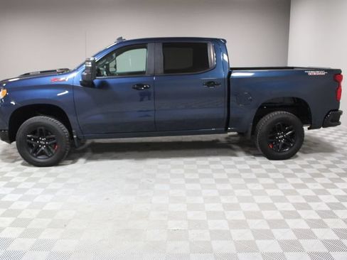 Used 2023 Chevrolet Silverado 1500 LT Trail Boss w/ Convenience Package II AWD/4WD image 8