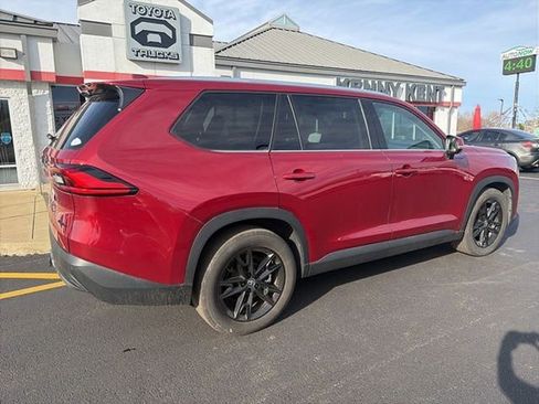 Used 2024 Toyota Grand Highlander Limited image 15