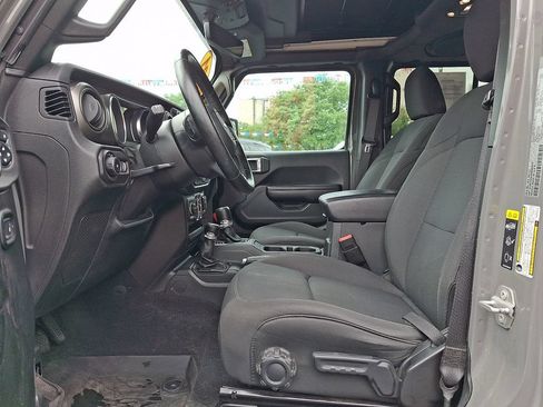 Used 2021 Jeep Wrangler Unlimited Sport AWD/4WD image 13