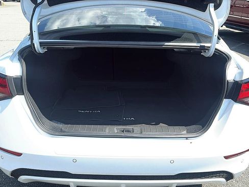 Certified 2024 Nissan Sentra SV FWD image 39