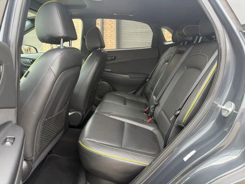 Used 2018 Hyundai Kona Limited image 17