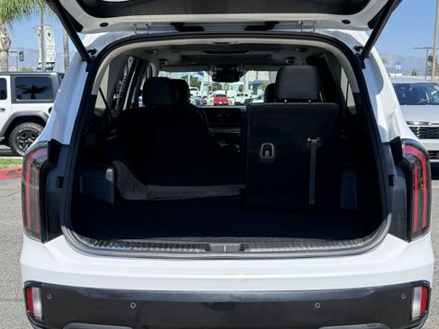 Certified 2024 Kia Telluride SX image 10