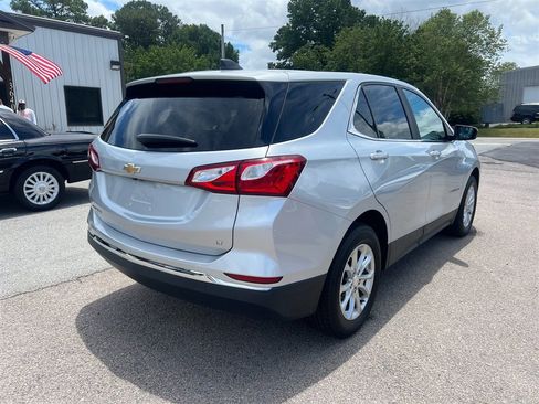 Used 2021 Chevrolet Equinox LT FWD image 4