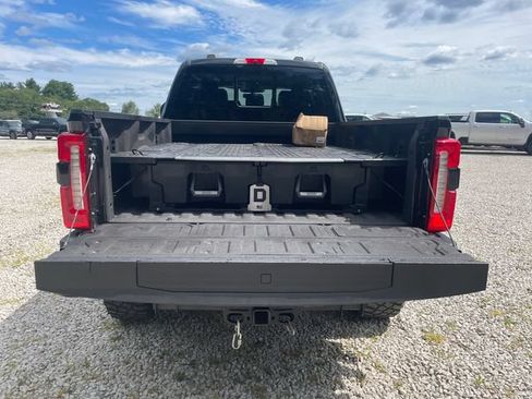 Used 2024 Ford F250 Lariat w/ Lariat Ultimate Package AWD/4WD image 14