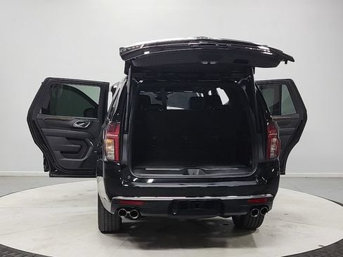 Used 2023 Chevrolet Tahoe Premier RWD image 14