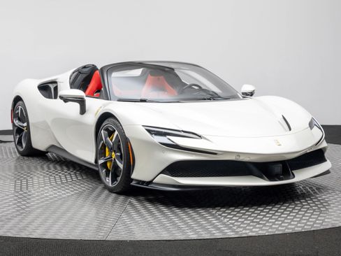 Certified 2022 Ferrari SF90 Spider image 11