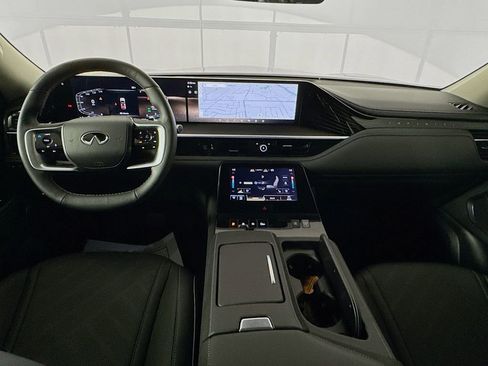 Certified 2025 INFINITI QX80 Luxe image 28