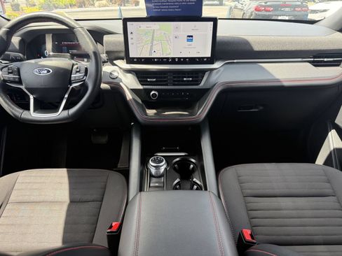 Certified 2025 Ford Explorer ST-Line AWD/4WD image 19