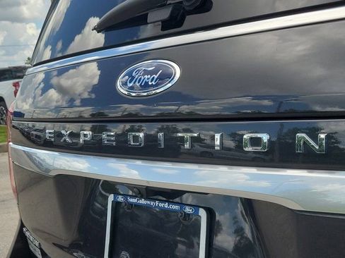 Certified 2023 Ford Expedition Platinum AWD/4WD image 15