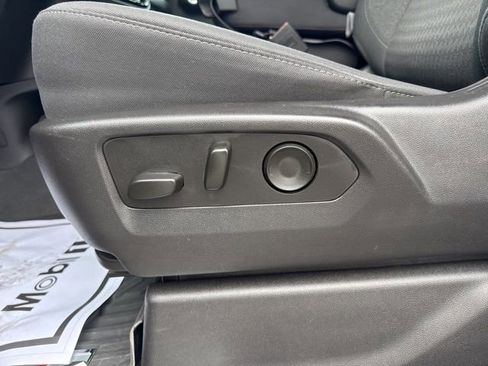 Used 2023 Chevrolet Silverado 1500 LT Trail Boss image 17