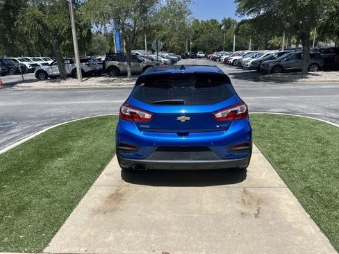 Used 2017 Chevrolet Cruze Premier FWD image 5