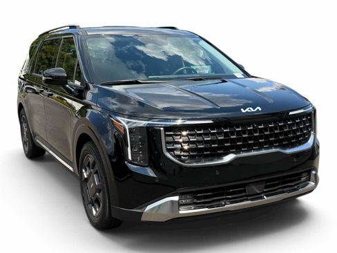 Certified 2026 Kia Carnival SX FWD image 1