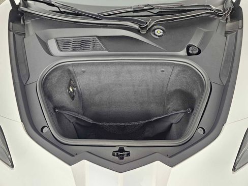 Used 2023 Chevrolet Corvette Stingray Premium Conv w/ Z51 Performance Package image 19