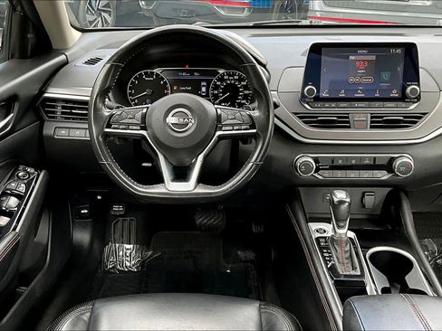 Used 2024 Nissan Altima 2.5 SR image 5