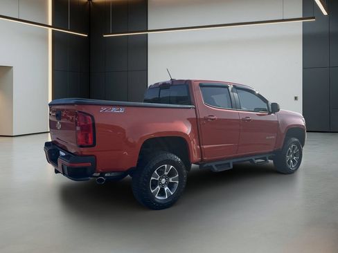 Used 2016 Chevrolet Colorado Z71 AWD/4WD image 6